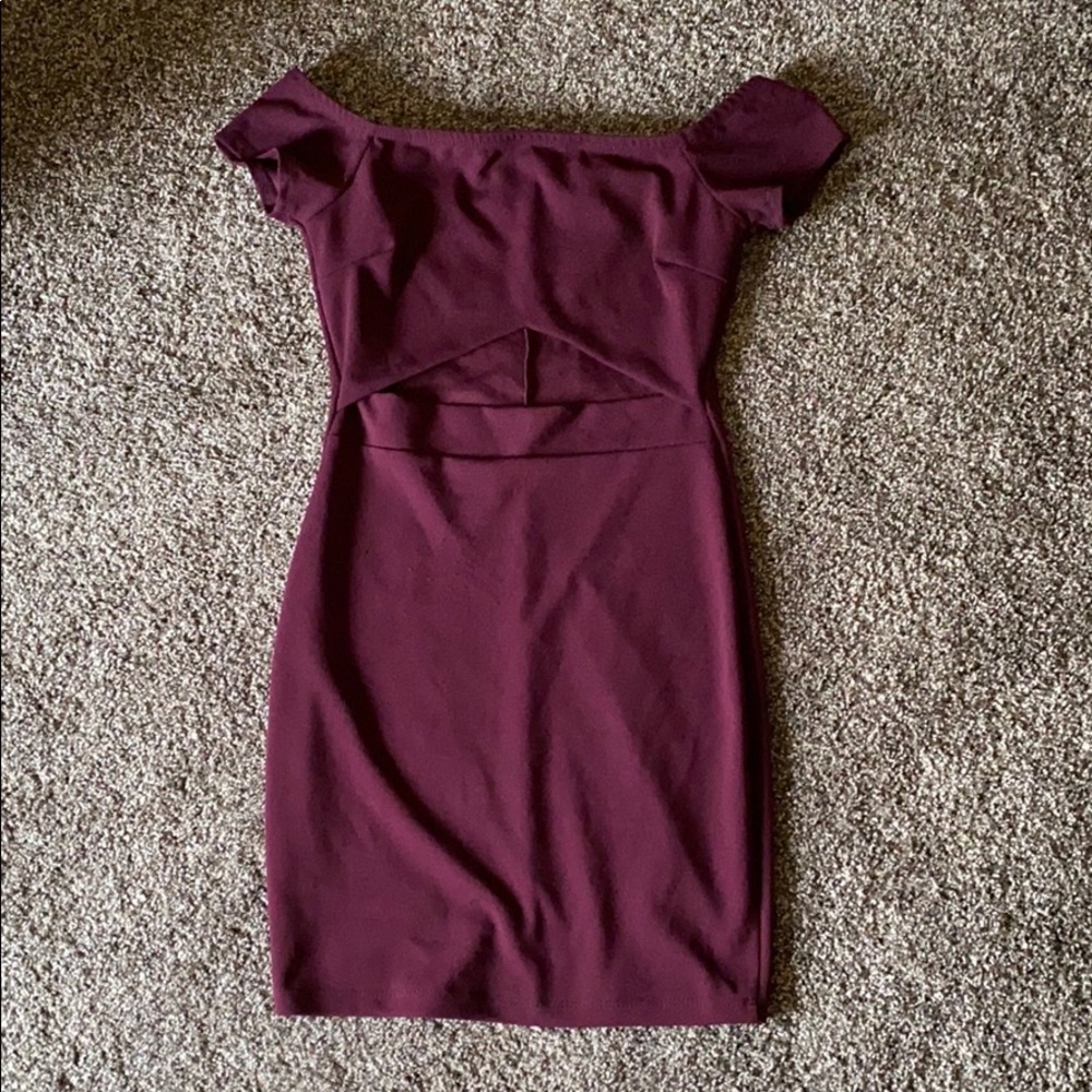 Lulu’s Maroon Dress - Picture 2 of 4